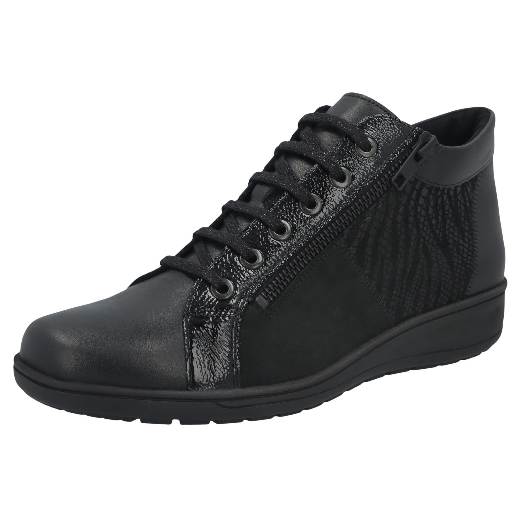 schwarze stiefel 3-4 ansicht
