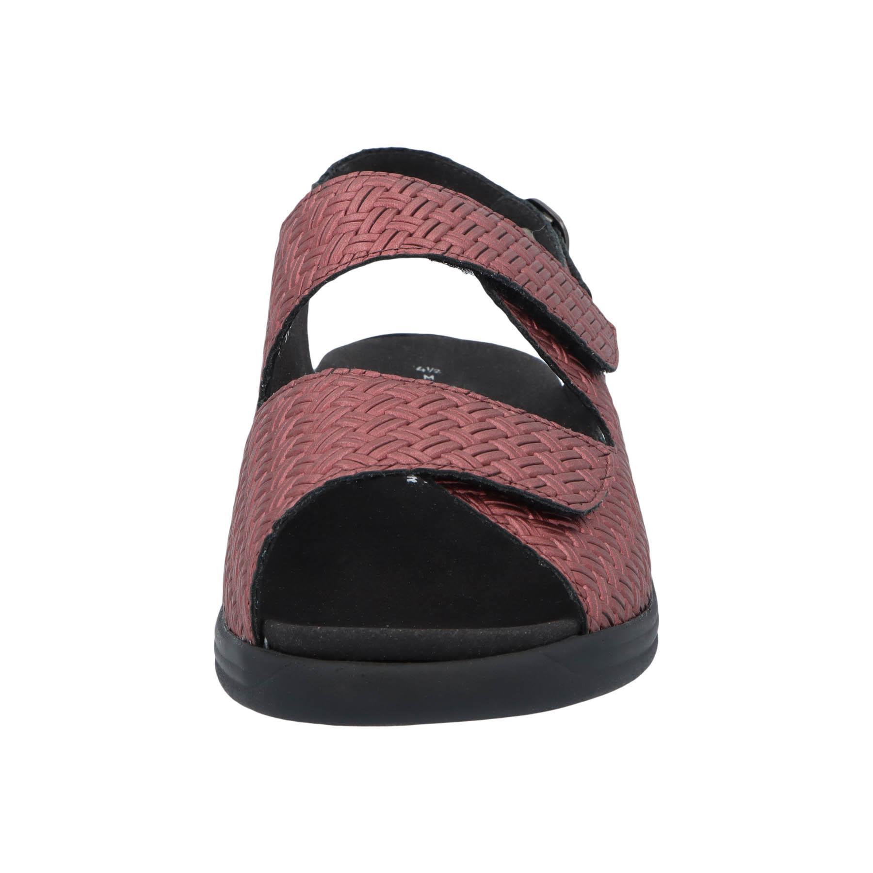 rote sandale hinteransicht