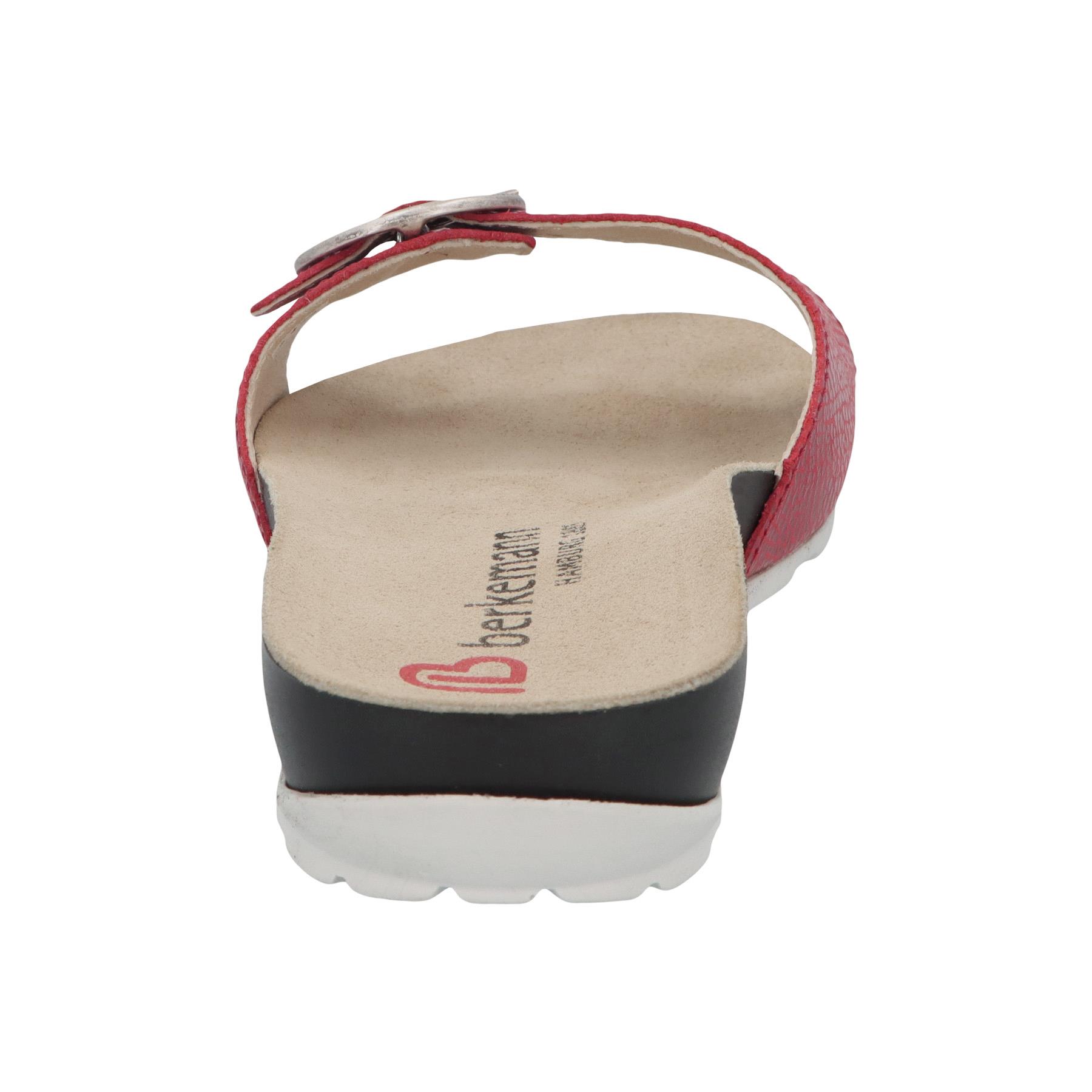 rote pantolette hinteransicht