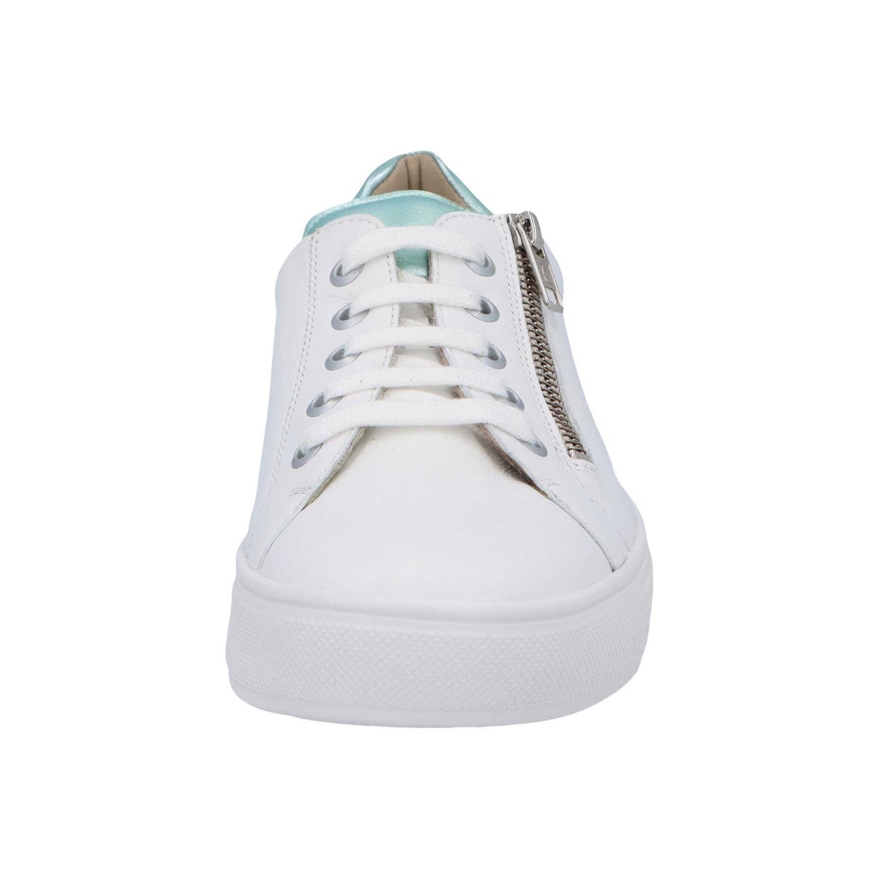 weiße halbschuh hinteransicht