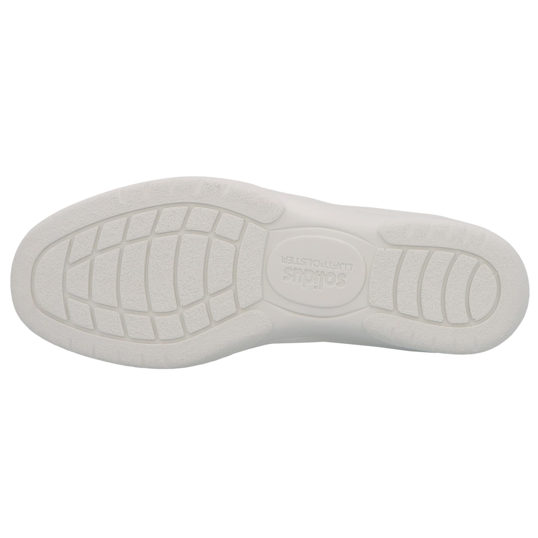 weiße slipper sohlenansicht