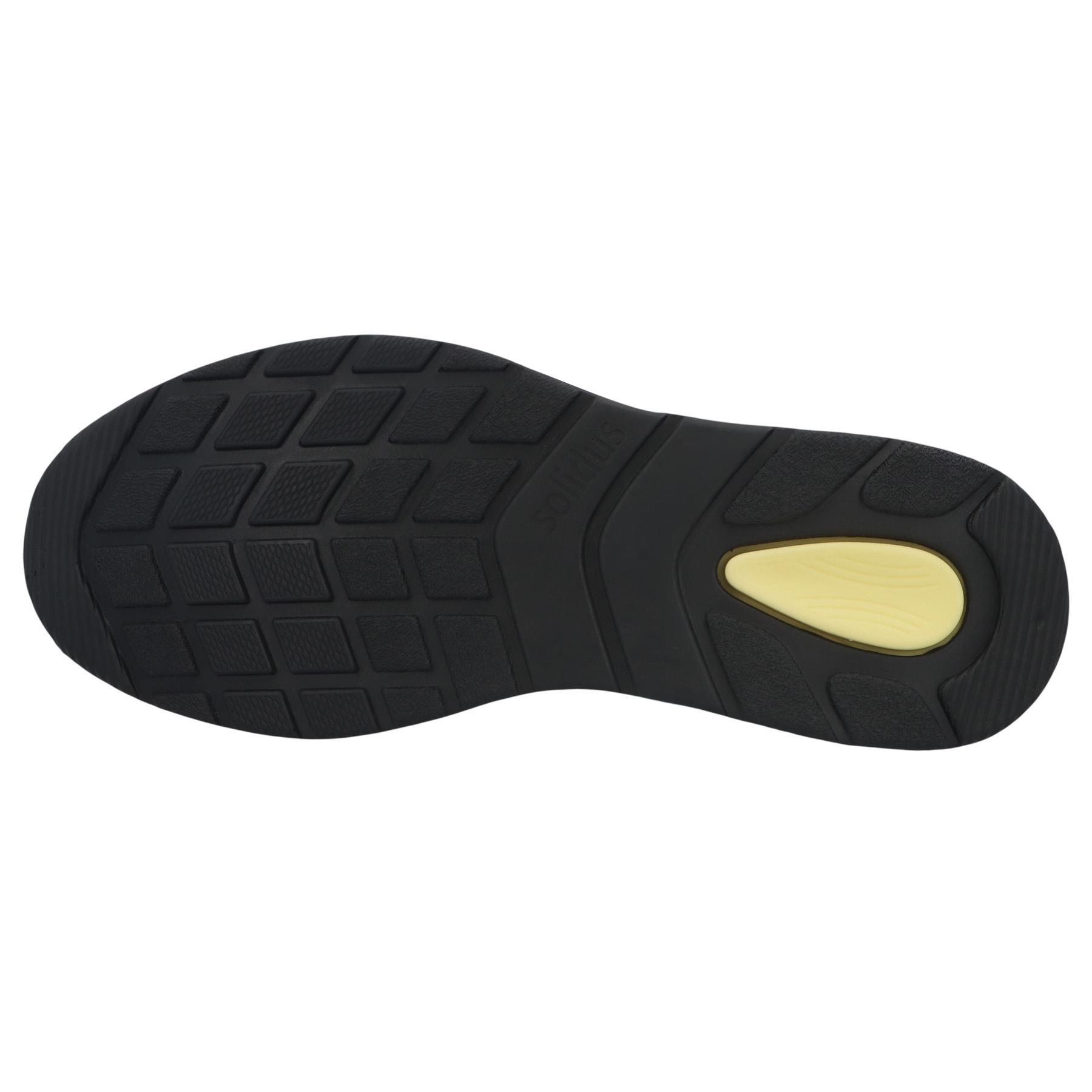 schwarze halbschuh sohlenansicht