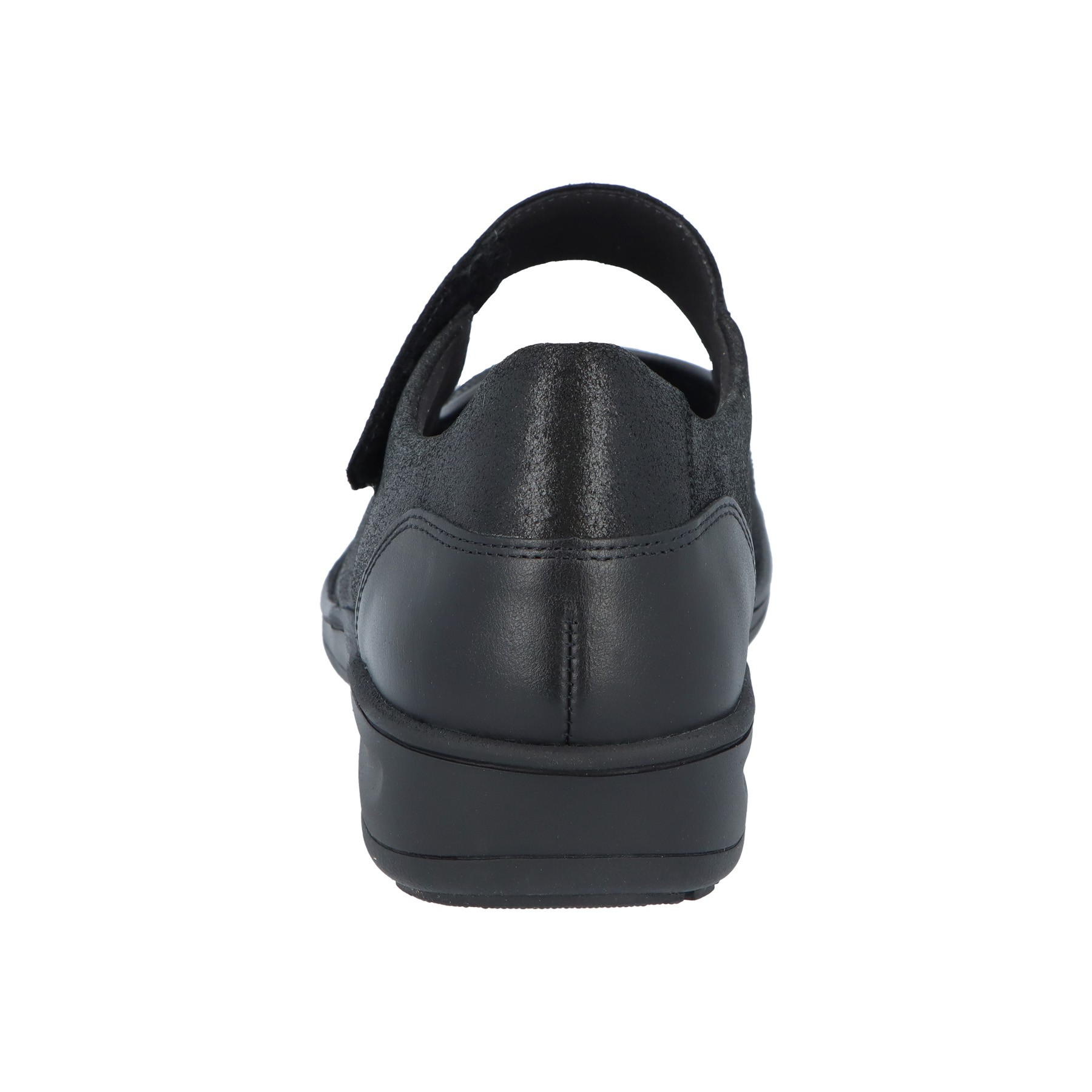schwarze slipper hinteransicht