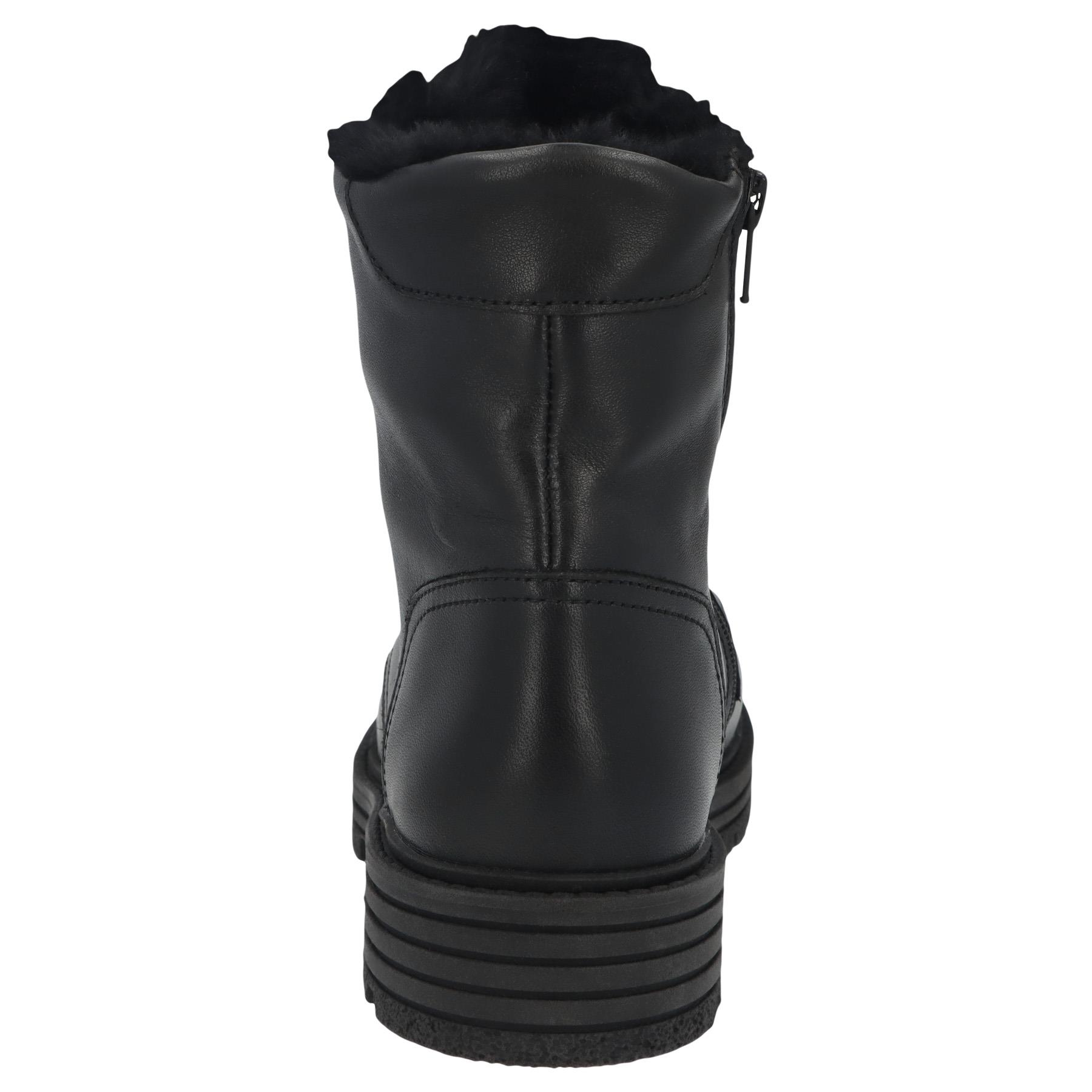 schwarze stiefel hinteransicht
