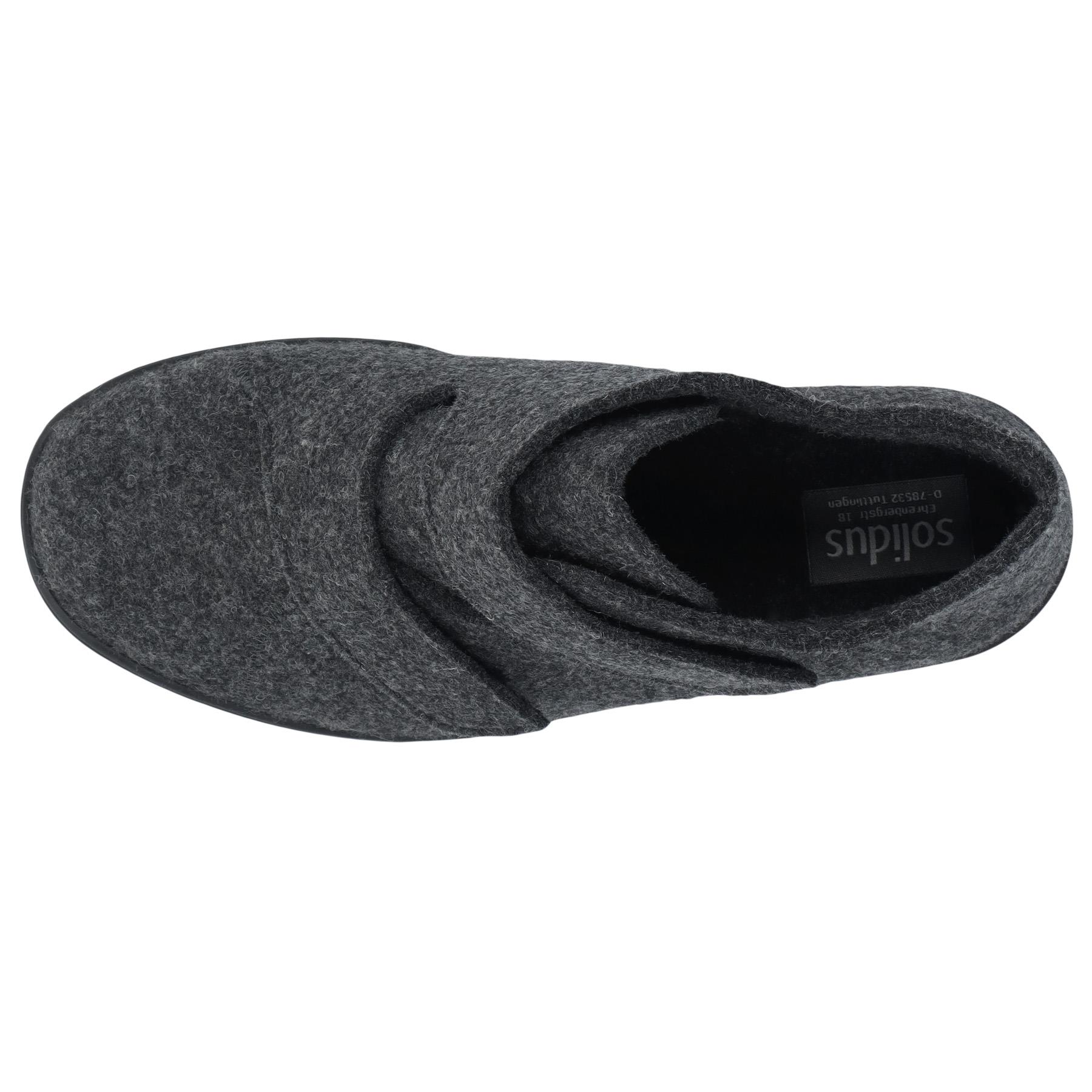 graue stiefel draufsicht