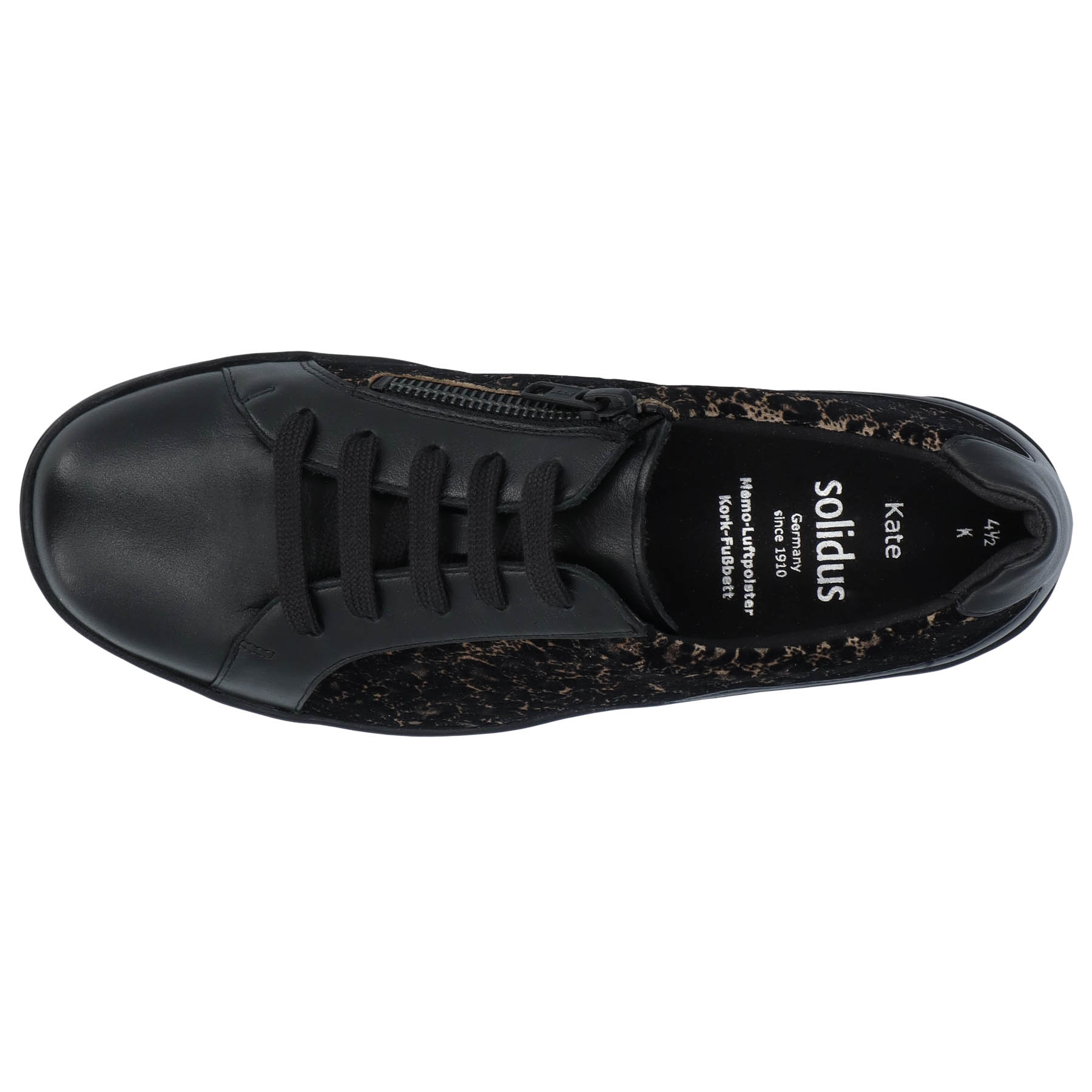 schwarze stiefel draufsicht