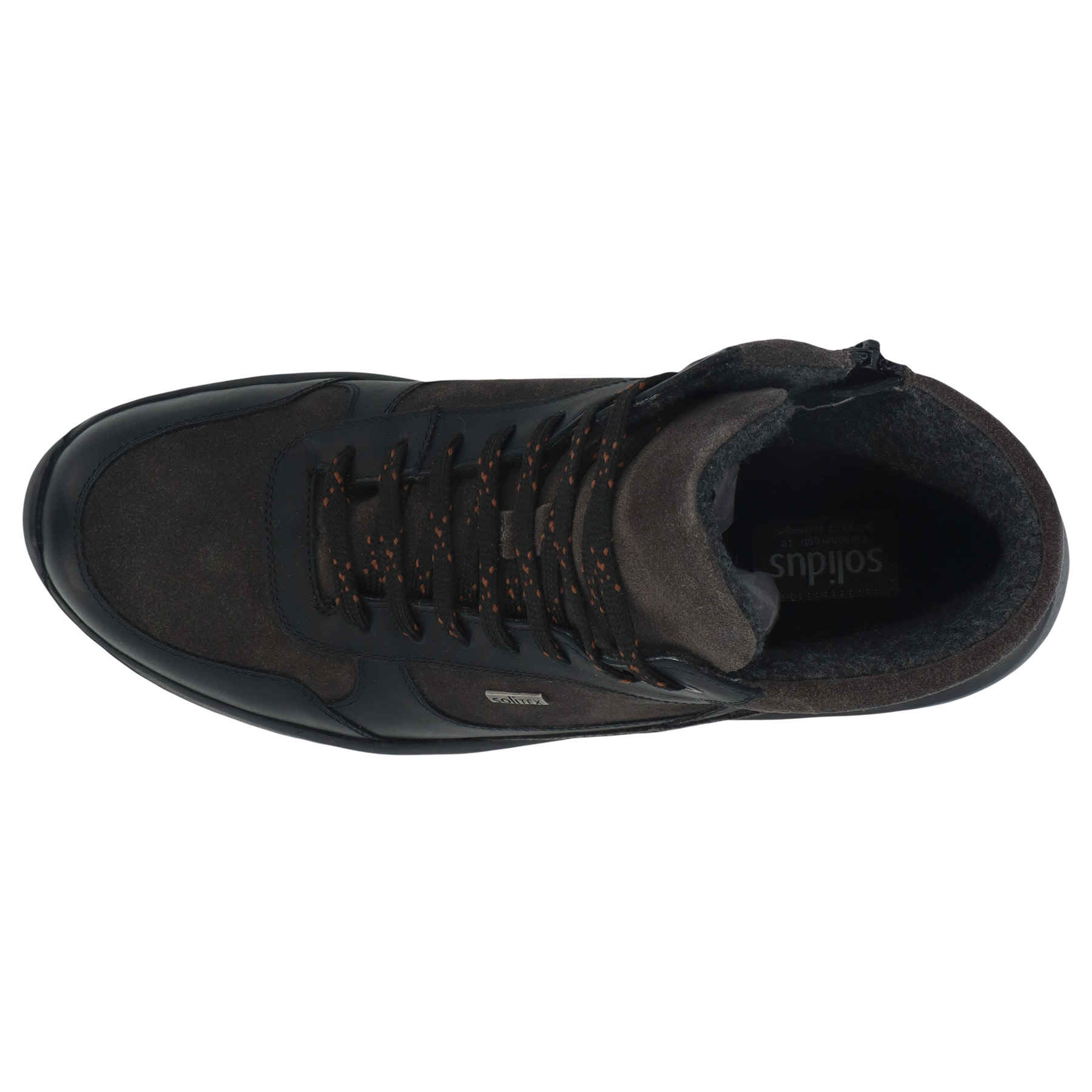 schwarze stiefel draufsicht