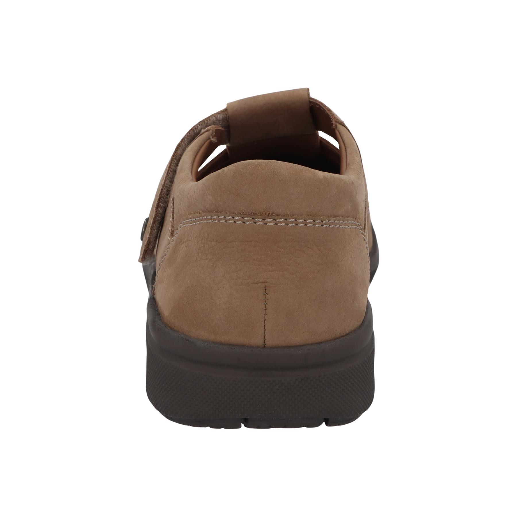 braune halbschuh hinteransicht