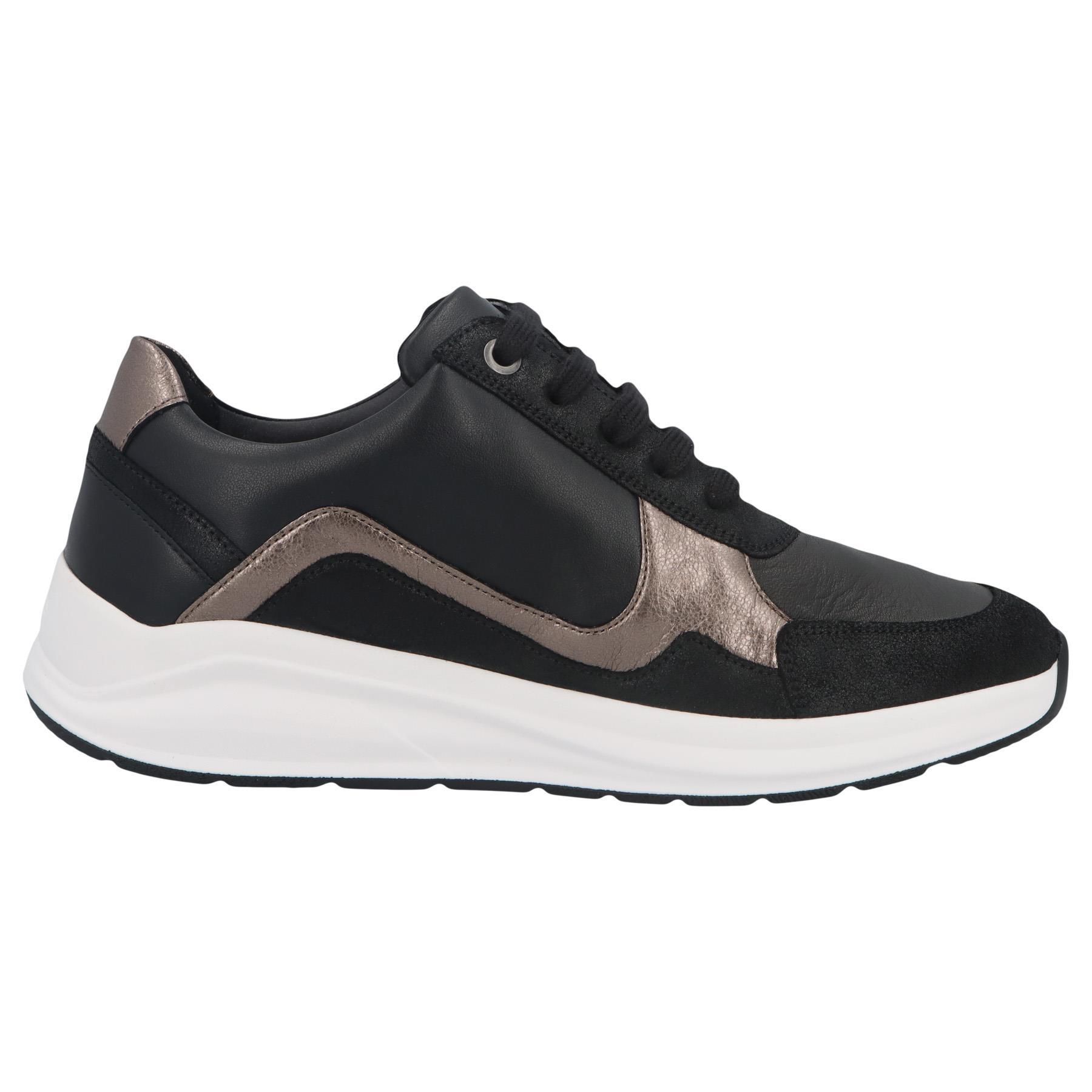 schwarze halbschuh seitenansicht rechts