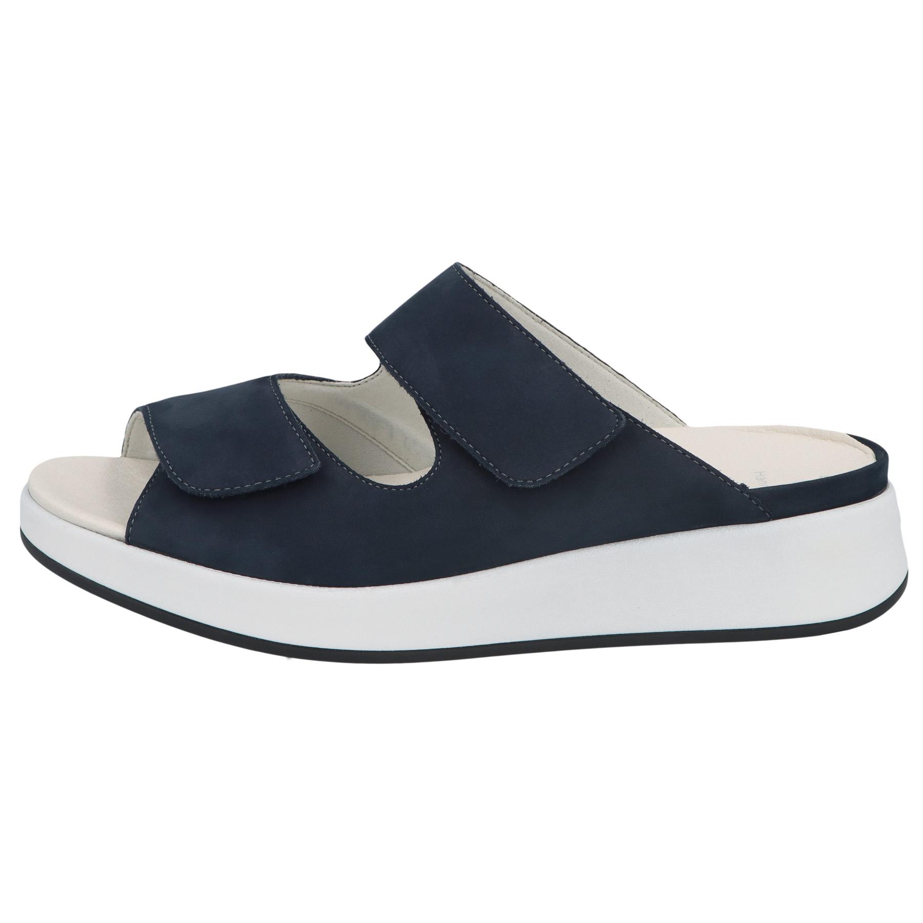 blaue pantolette seitenansicht links