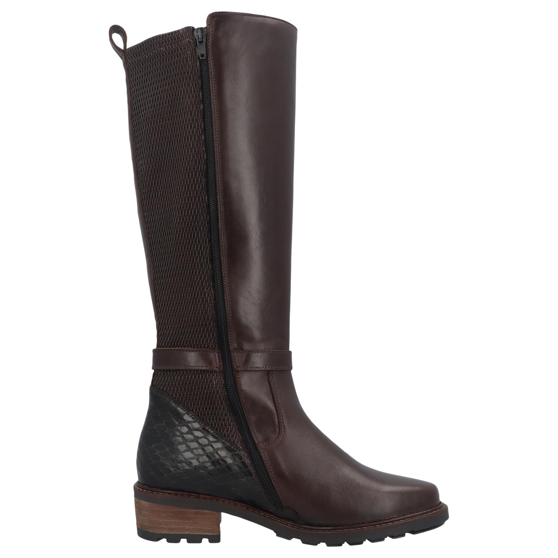 braune stiefel seitenansicht rechts