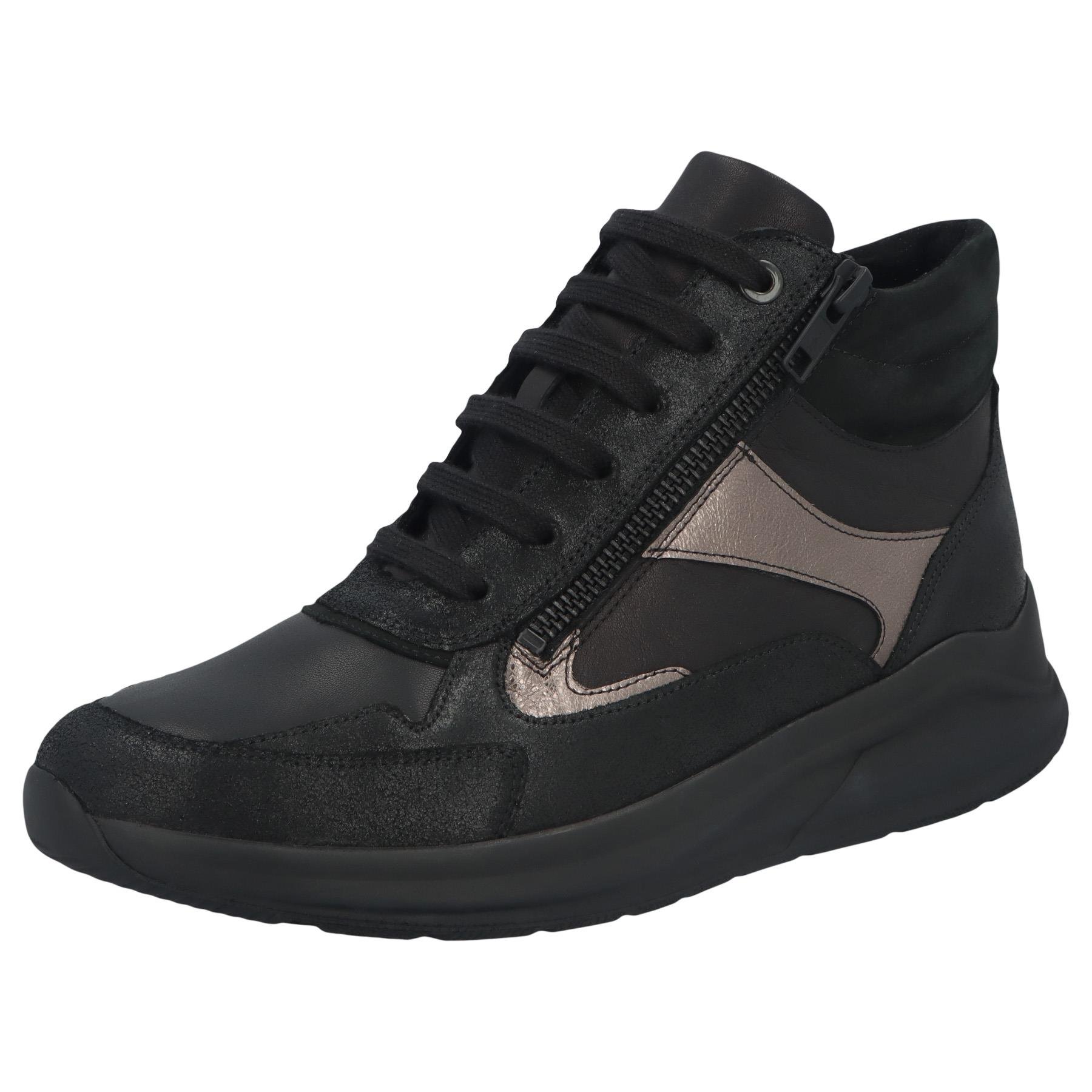 schwarze stiefel 3-4 ansicht