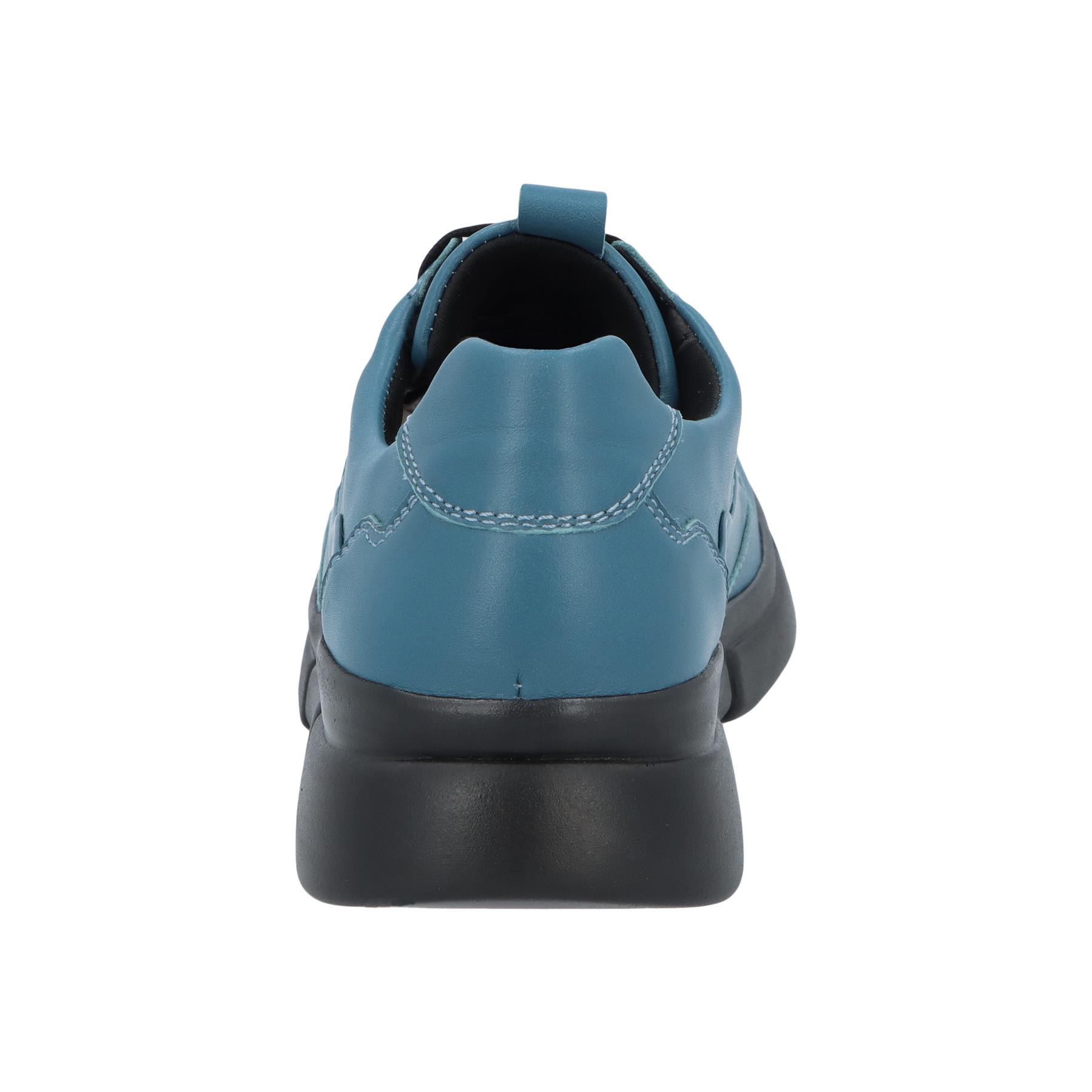 blaue halbschuh hinteransicht