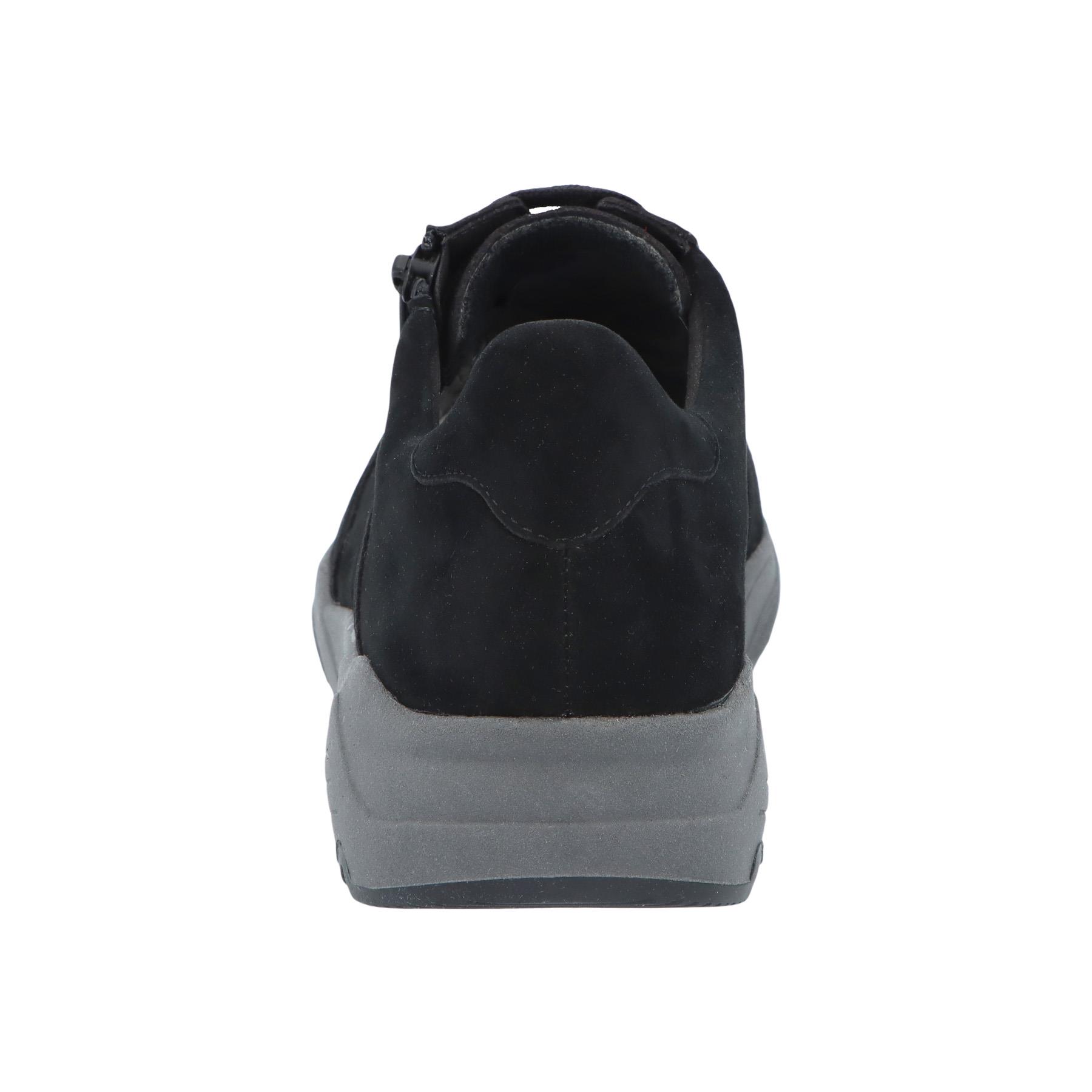 schwarze halbschuh hinteransicht