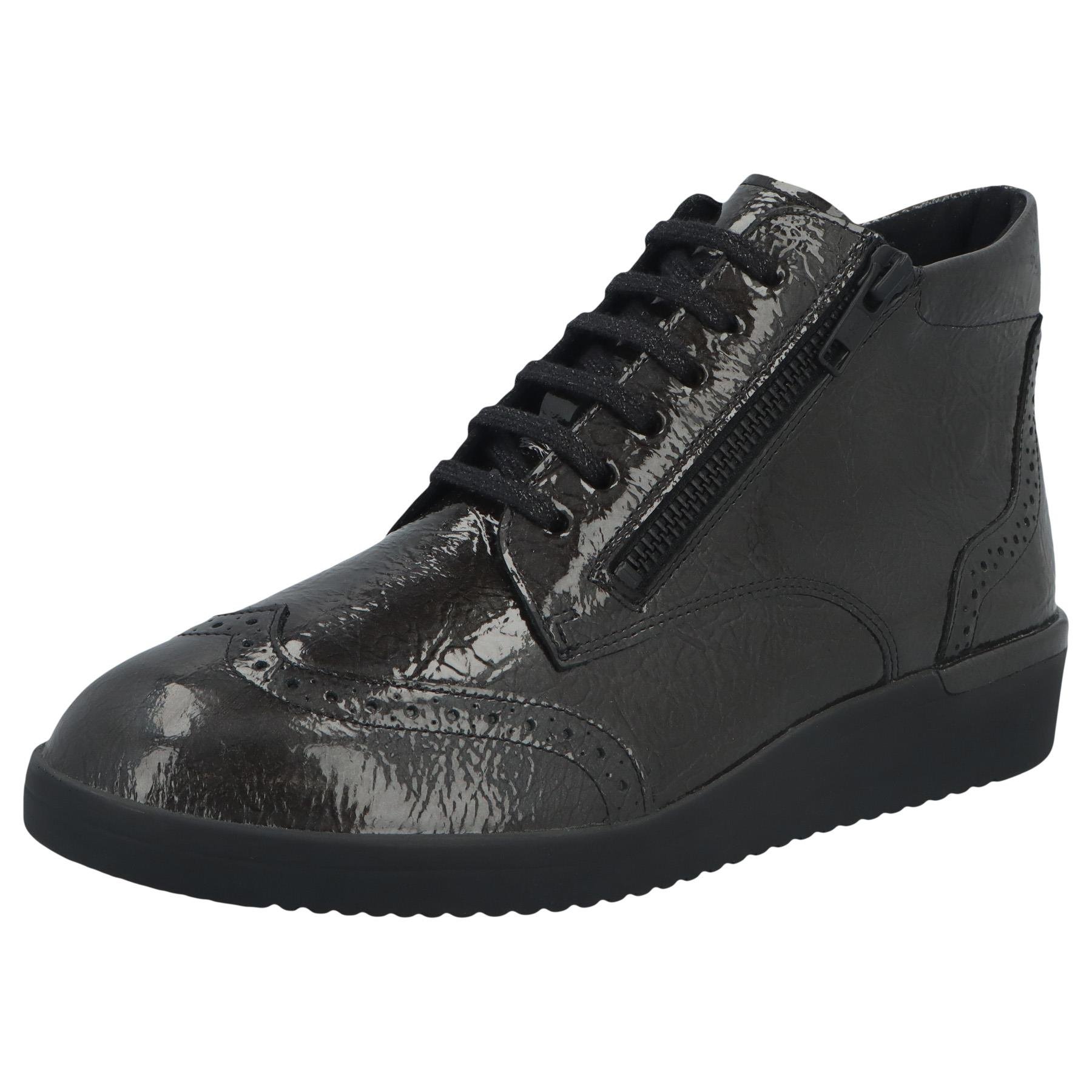 graue stiefel 3-4 ansicht