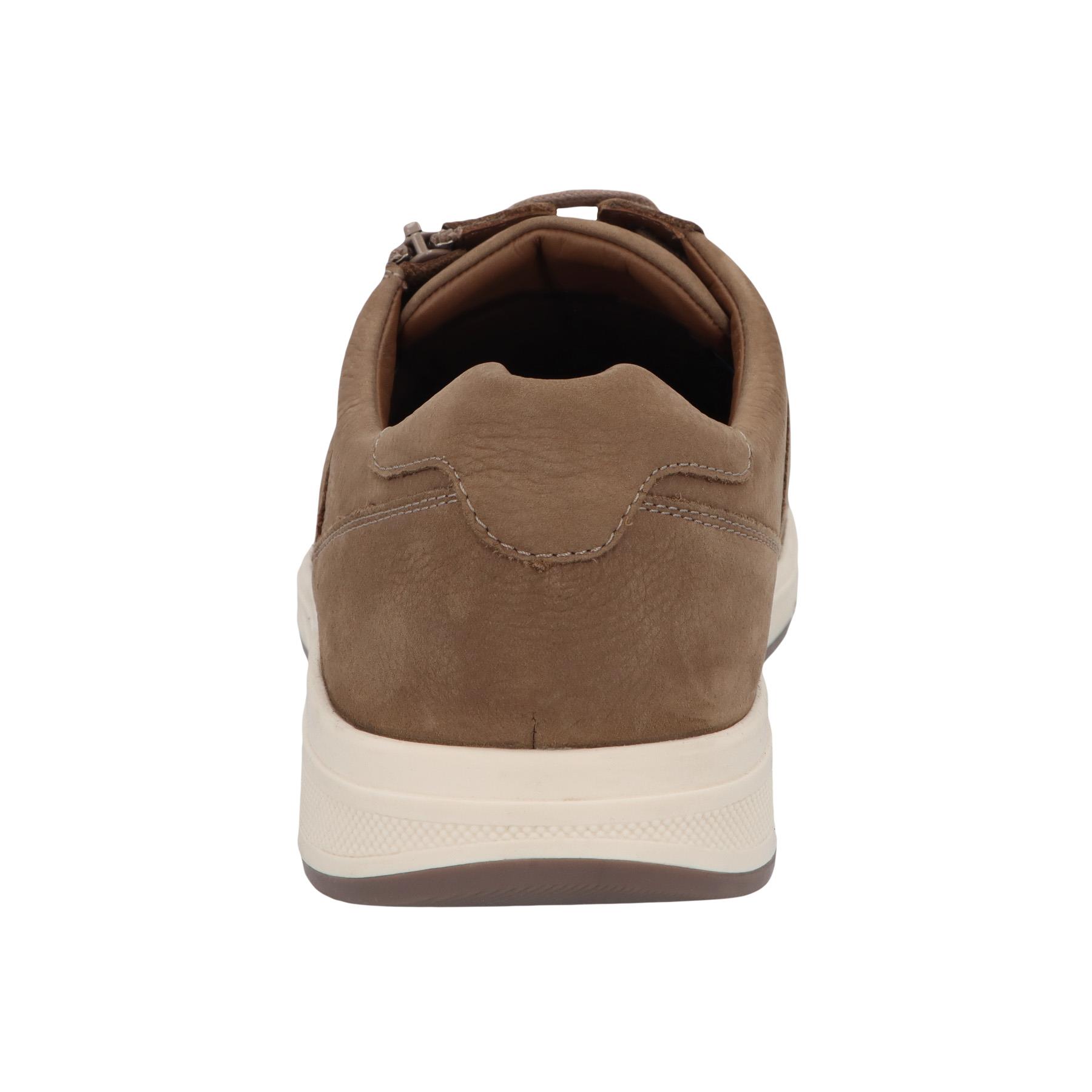 braune halbschuh hinteransicht