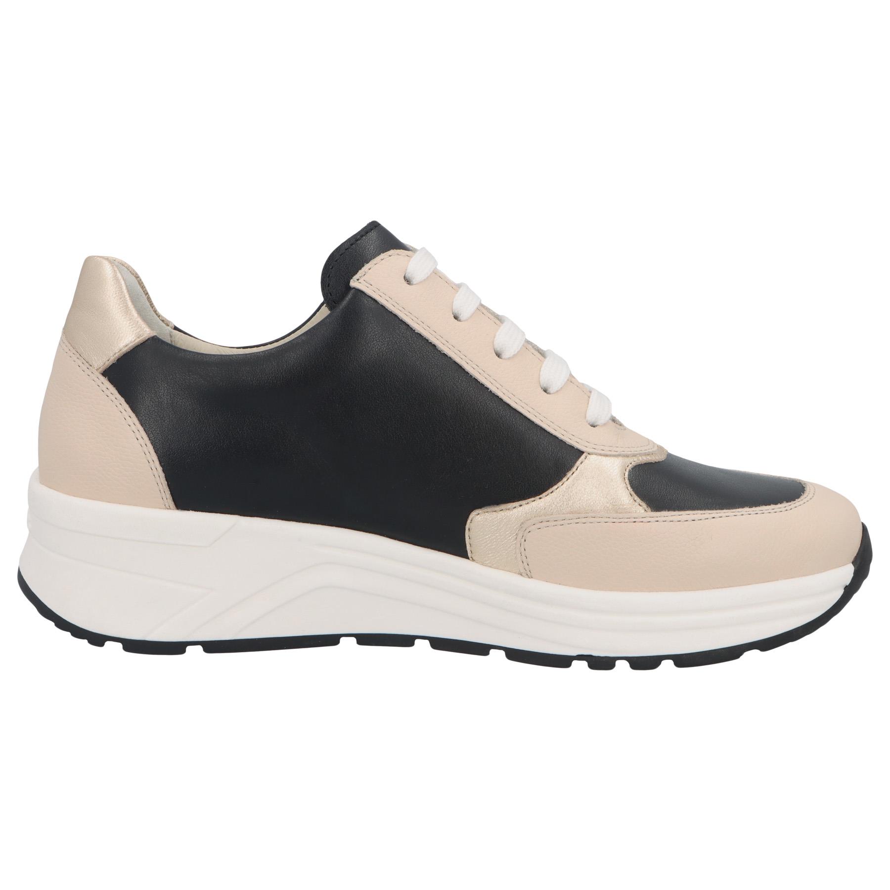 weiße halbschuh seitenansicht rechts