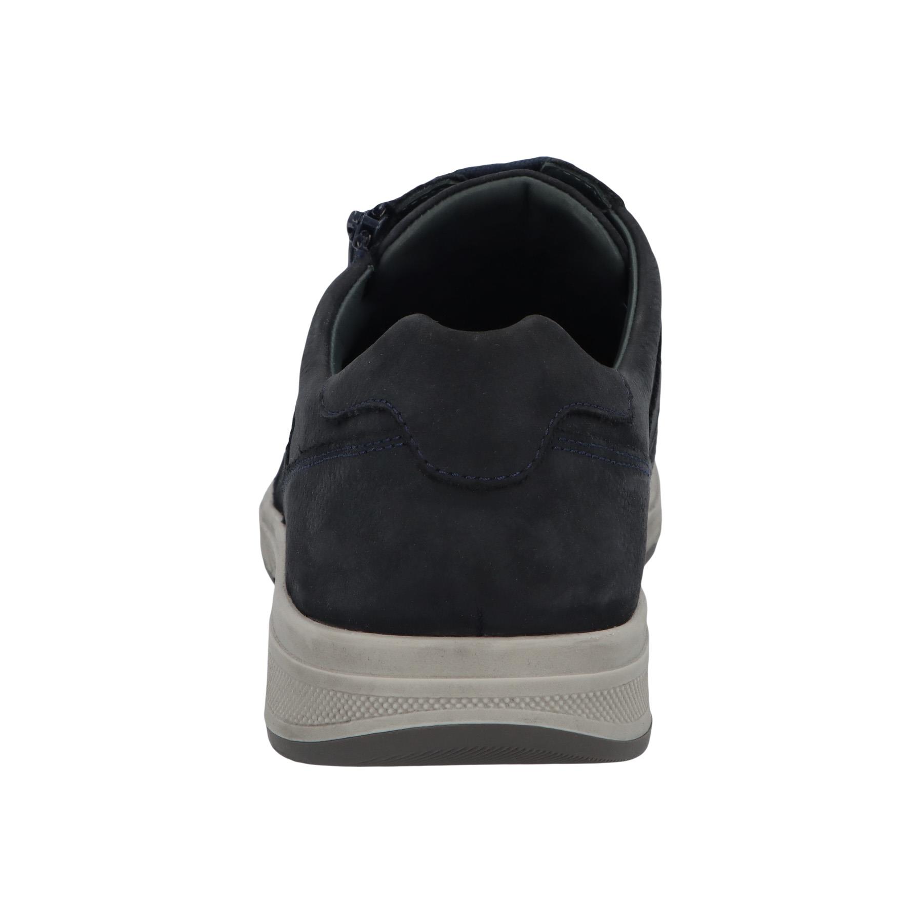 blaue halbschuh hinteransicht